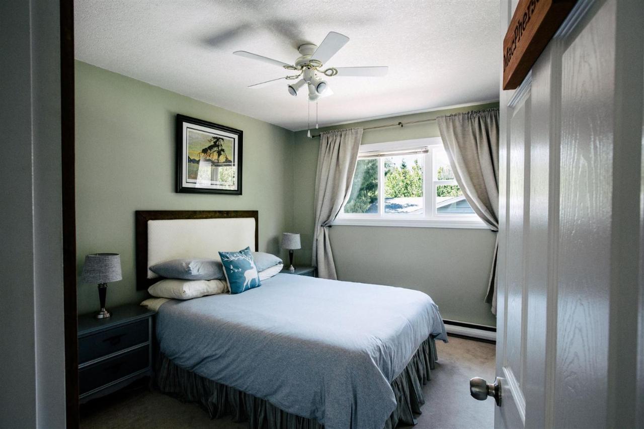 Alpenrose Revelstoke Bed & Breakfast Exteriér fotografie