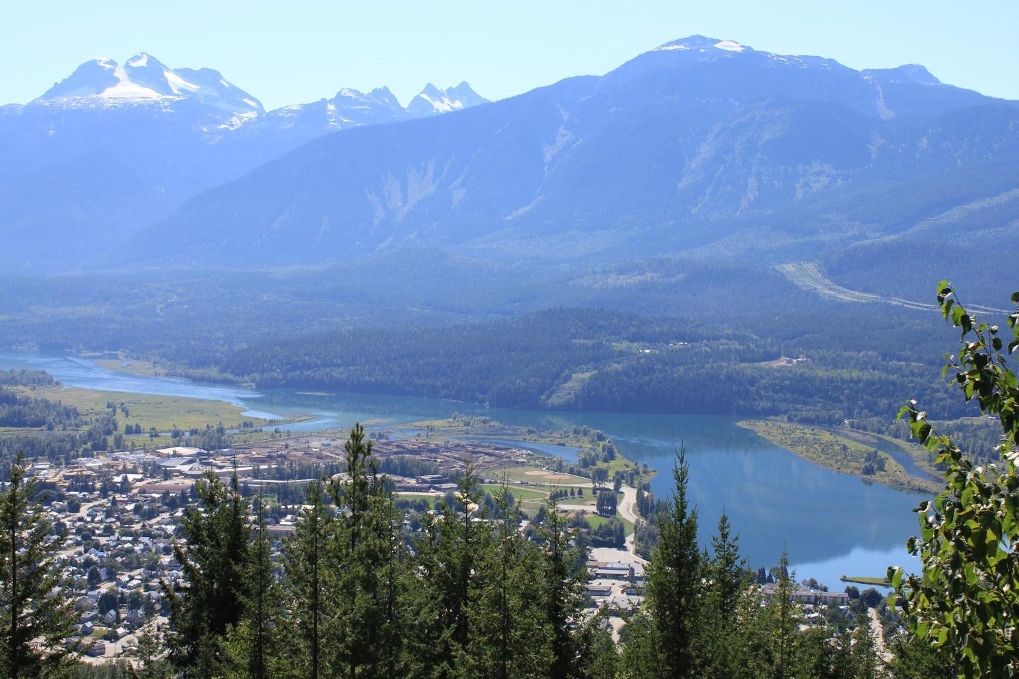 Alpenrose Revelstoke Bed & Breakfast Exteriér fotografie