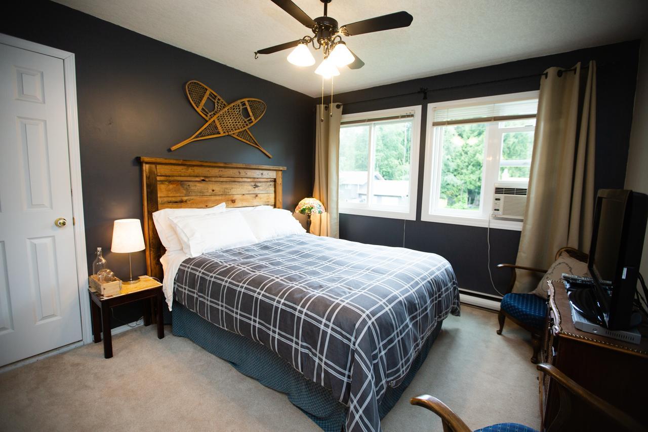 Alpenrose Revelstoke Bed & Breakfast Pokoj fotografie